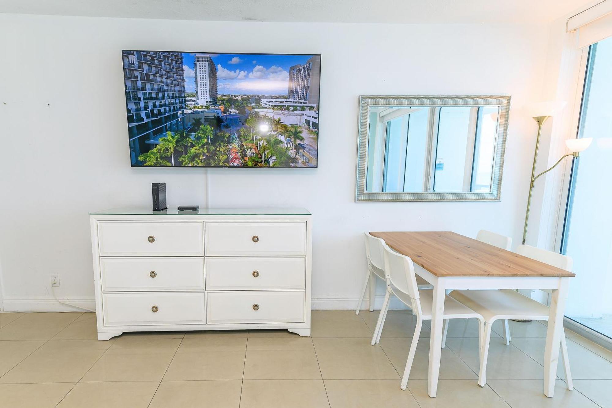 Seastays-miami Apartment